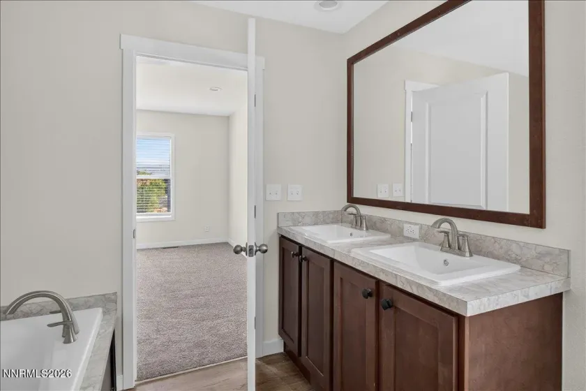 4657 Leonesio, Sun Valley, Nevada 89433, 4 Bedrooms Bedrooms, ,2 BathroomsBathrooms,Residential,Residential,Leonesio,0,260012772