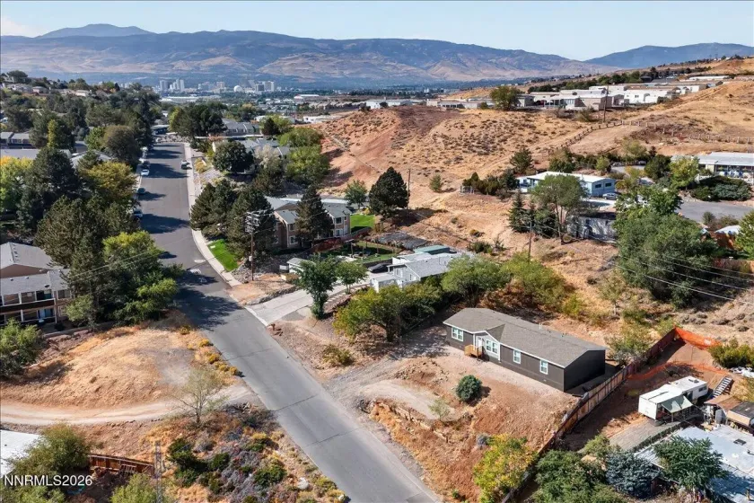 4657 Leonesio, Sun Valley, Nevada 89433, 4 Bedrooms Bedrooms, ,2 BathroomsBathrooms,Residential,Residential,Leonesio,0,260012772