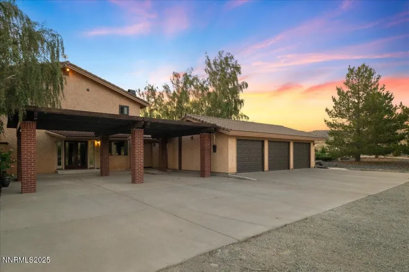 1275 Antelope Valley, Reno, Nevada 89508, 6 Bedrooms Bedrooms, ,6 BathroomsBathrooms,Residential,Residential,Antelope Valley,0,260012773
