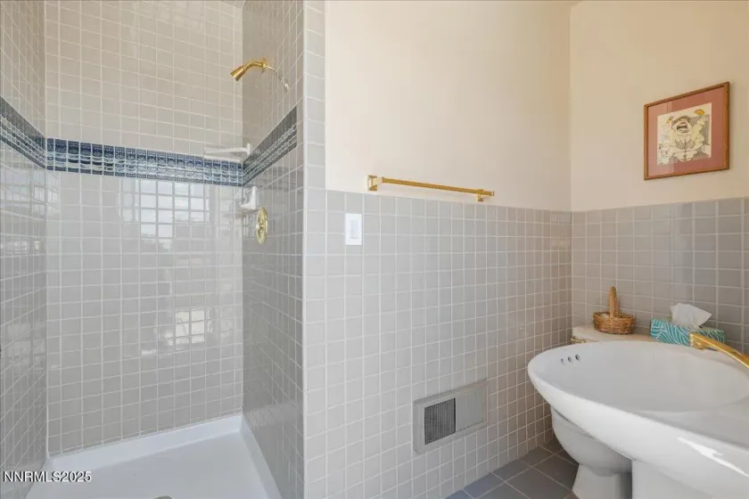 1275 Antelope Valley, Reno, Nevada 89508, 6 Bedrooms Bedrooms, ,6 BathroomsBathrooms,Residential,Residential,Antelope Valley,0,260012773