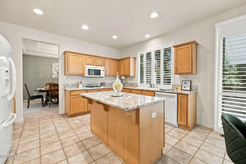 6758 Runnymede, Sparks, Nevada 89436, 4 Bedrooms Bedrooms, ,3 BathroomsBathrooms,Residential,Residential,Runnymede,0,260012779