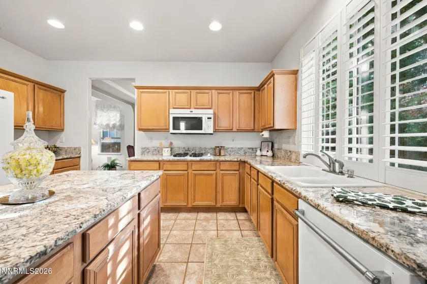 6758 Runnymede, Sparks, Nevada 89436, 4 Bedrooms Bedrooms, ,3 BathroomsBathrooms,Residential,Residential,Runnymede,0,260012779