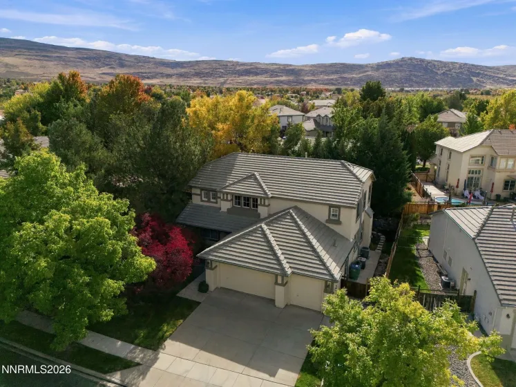6758 Runnymede, Sparks, Nevada 89436, 4 Bedrooms Bedrooms, ,3 BathroomsBathrooms,Residential,Residential,Runnymede,0,260012779