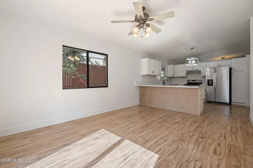 7090 Strauss, Sun Valley, Nevada 89433, 3 Bedrooms Bedrooms, ,2 BathroomsBathrooms,Residential,Residential,Strauss,0,260012780
