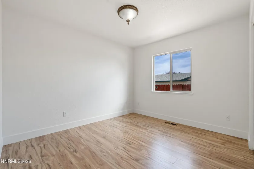 7090 Strauss, Sun Valley, Nevada 89433, 3 Bedrooms Bedrooms, ,2 BathroomsBathrooms,Residential,Residential,Strauss,0,260012780