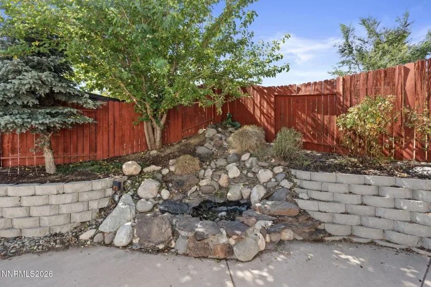 7090 Strauss, Sun Valley, Nevada 89433, 3 Bedrooms Bedrooms, ,2 BathroomsBathrooms,Residential,Residential,Strauss,0,260012780