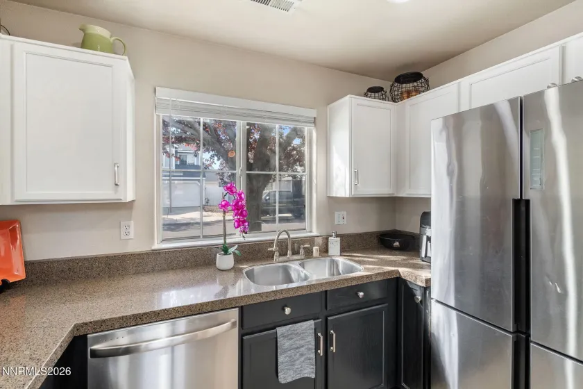 3142 Winter Rose, Reno, Nevada 89502, 3 Bedrooms Bedrooms, ,3 BathroomsBathrooms,Residential,Residential,Winter Rose,0,260012783