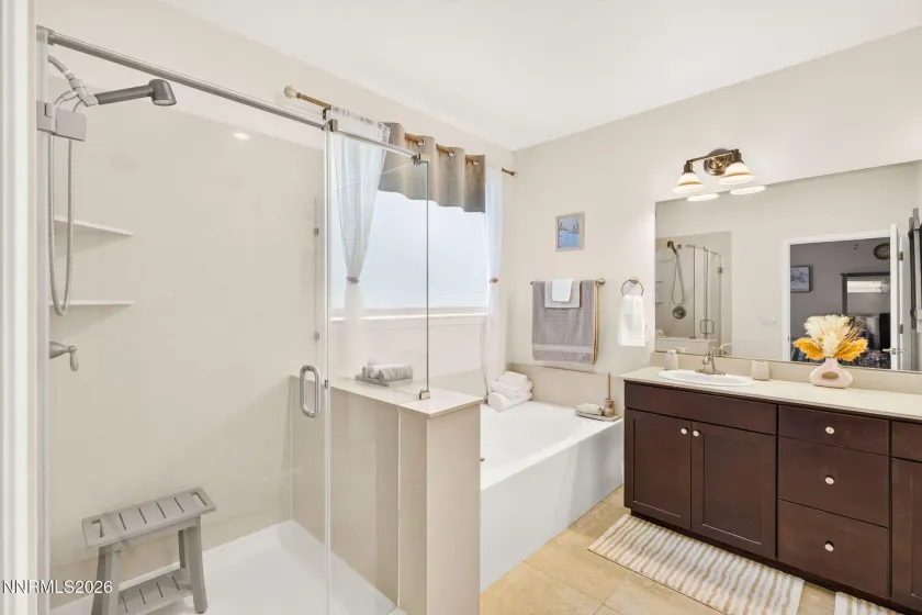 1395 Ione Pass, Reno, Nevada 89523, 4 Bedrooms Bedrooms, ,3 BathroomsBathrooms,Residential,Residential,Ione Pass,0,260012791