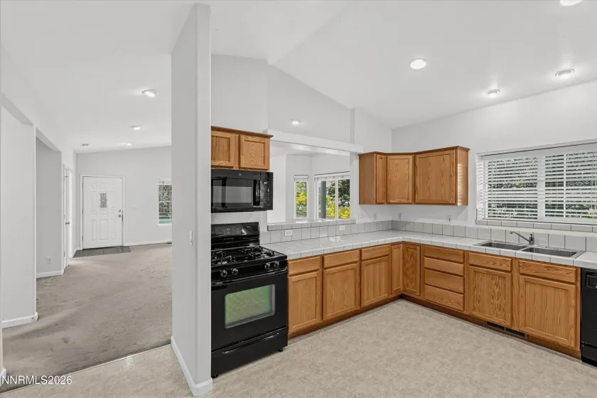 15 Caterpillar, Sparks, Nevada 89441, 4 Bedrooms Bedrooms, ,2 BathroomsBathrooms,Residential,Residential,Caterpillar,0,260012794