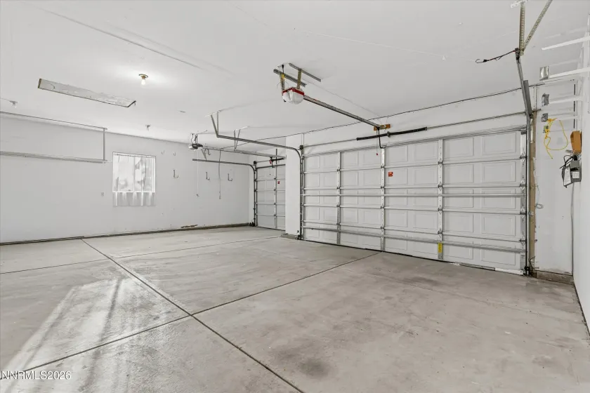 15 Caterpillar, Sparks, Nevada 89441, 4 Bedrooms Bedrooms, ,2 BathroomsBathrooms,Residential,Residential,Caterpillar,0,260012794