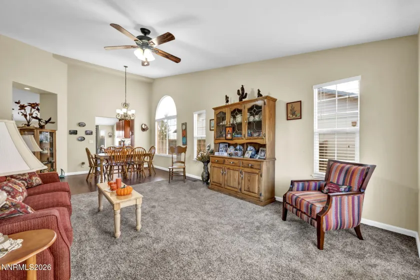 2160 Lenticular, Sparks, Nevada 89441, 5 Bedrooms Bedrooms, ,3 BathroomsBathrooms,Residential,Residential,Lenticular,0,260012796