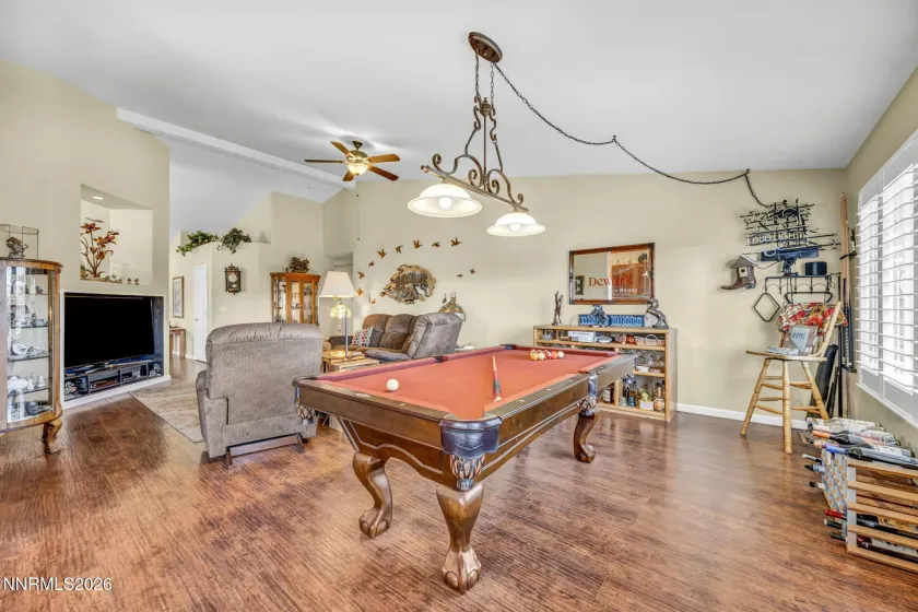 2160 Lenticular, Sparks, Nevada 89441, 5 Bedrooms Bedrooms, ,3 BathroomsBathrooms,Residential,Residential,Lenticular,0,260012796