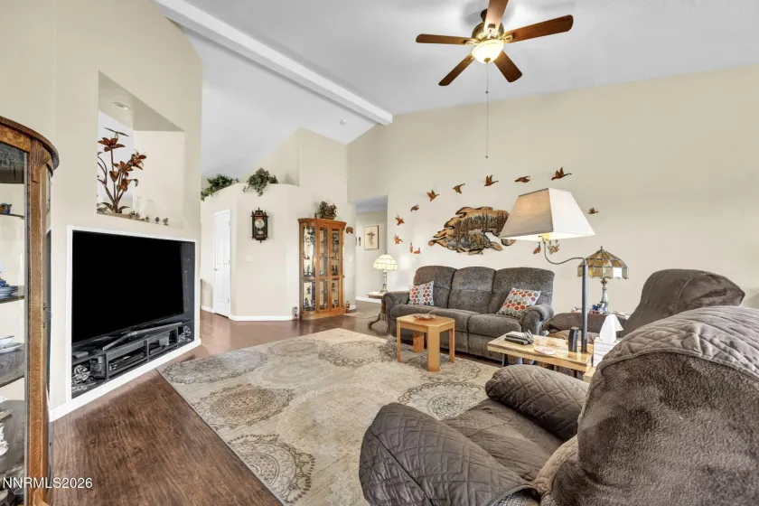 2160 Lenticular, Sparks, Nevada 89441, 5 Bedrooms Bedrooms, ,3 BathroomsBathrooms,Residential,Residential,Lenticular,0,260012796