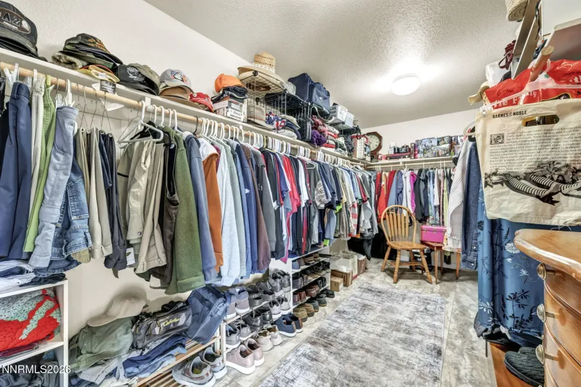 2160 Lenticular, Sparks, Nevada 89441, 5 Bedrooms Bedrooms, ,3 BathroomsBathrooms,Residential,Residential,Lenticular,0,260012796