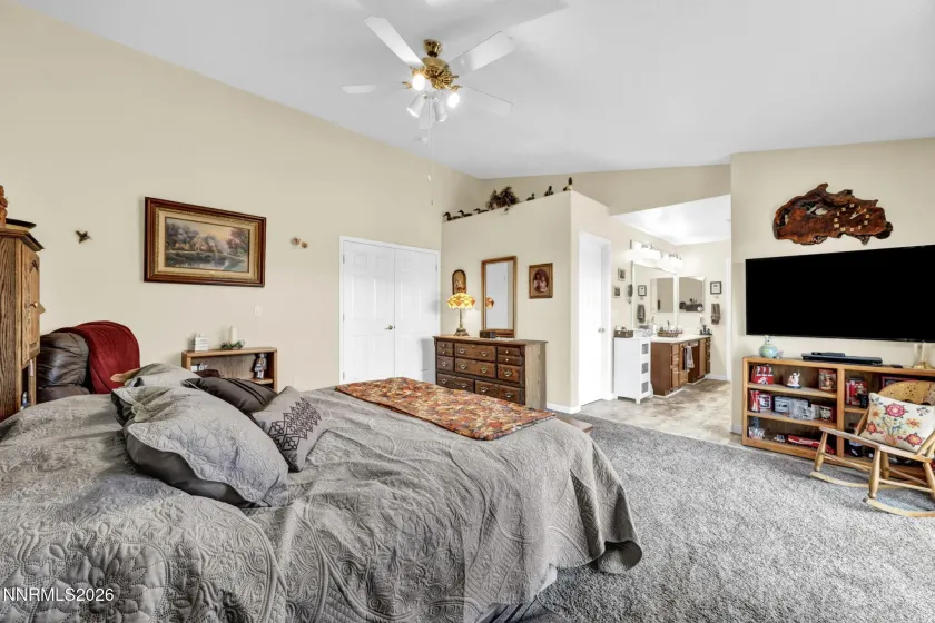 2160 Lenticular, Sparks, Nevada 89441, 5 Bedrooms Bedrooms, ,3 BathroomsBathrooms,Residential,Residential,Lenticular,0,260012796