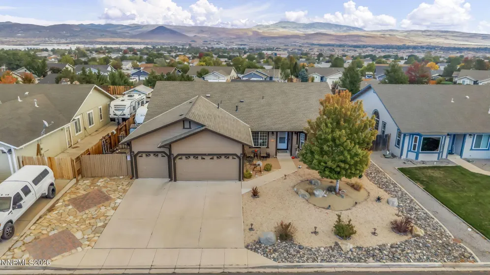 2160 Lenticular, Sparks, Nevada 89441, 5 Bedrooms Bedrooms, ,3 BathroomsBathrooms,Residential,Residential,Lenticular,0,260012796