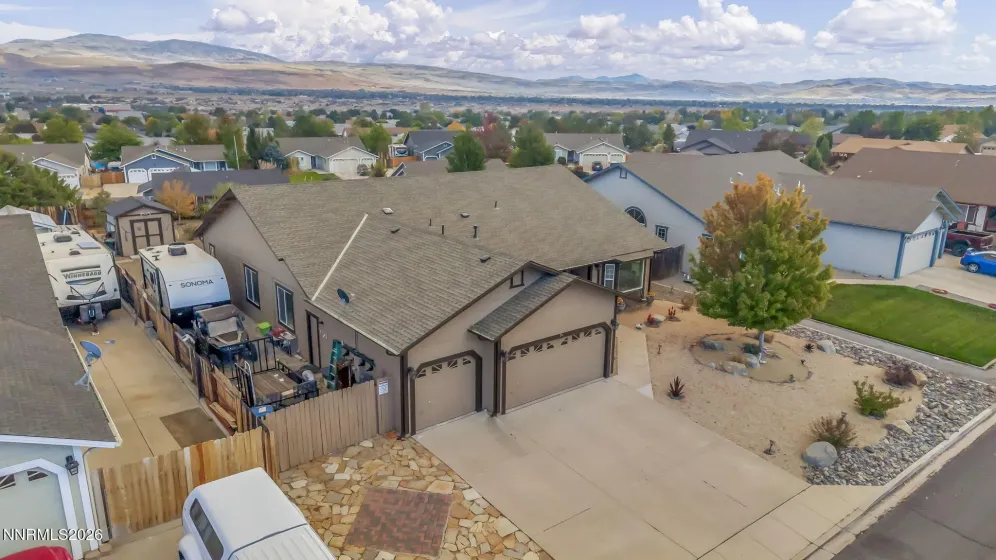 2160 Lenticular, Sparks, Nevada 89441, 5 Bedrooms Bedrooms, ,3 BathroomsBathrooms,Residential,Residential,Lenticular,0,260012796