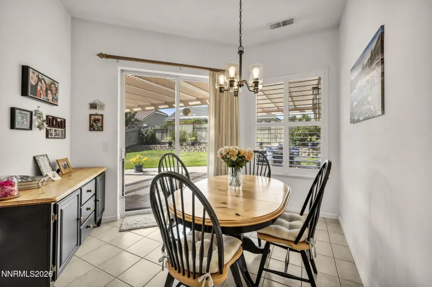 1275 Fox Glen, Reno, Nevada 89521, 4 Bedrooms Bedrooms, ,2 BathroomsBathrooms,Residential,Residential,Fox Glen,0,260012798