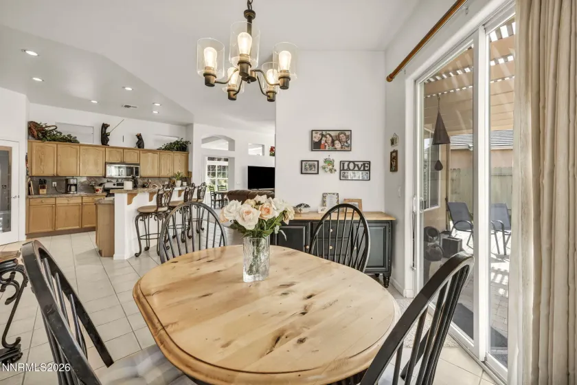 1275 Fox Glen, Reno, Nevada 89521, 4 Bedrooms Bedrooms, ,2 BathroomsBathrooms,Residential,Residential,Fox Glen,0,260012798