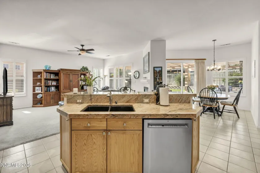 1275 Fox Glen, Reno, Nevada 89521, 4 Bedrooms Bedrooms, ,2 BathroomsBathrooms,Residential,Residential,Fox Glen,0,260012798
