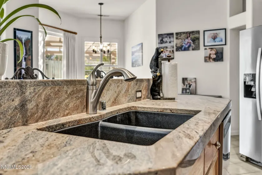1275 Fox Glen, Reno, Nevada 89521, 4 Bedrooms Bedrooms, ,2 BathroomsBathrooms,Residential,Residential,Fox Glen,0,260012798