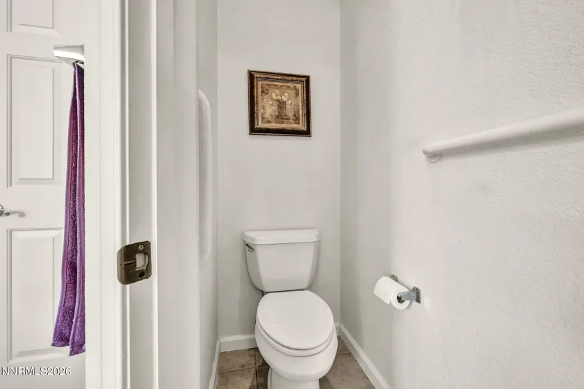 1275 Fox Glen, Reno, Nevada 89521, 4 Bedrooms Bedrooms, ,2 BathroomsBathrooms,Residential,Residential,Fox Glen,0,260012798