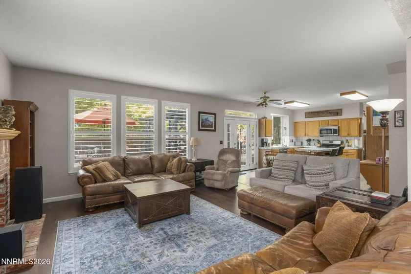1550 Disc, Sparks, Nevada 89436, 5 Bedrooms Bedrooms, ,3 BathroomsBathrooms,Residential,Residential,Disc,0,260012801