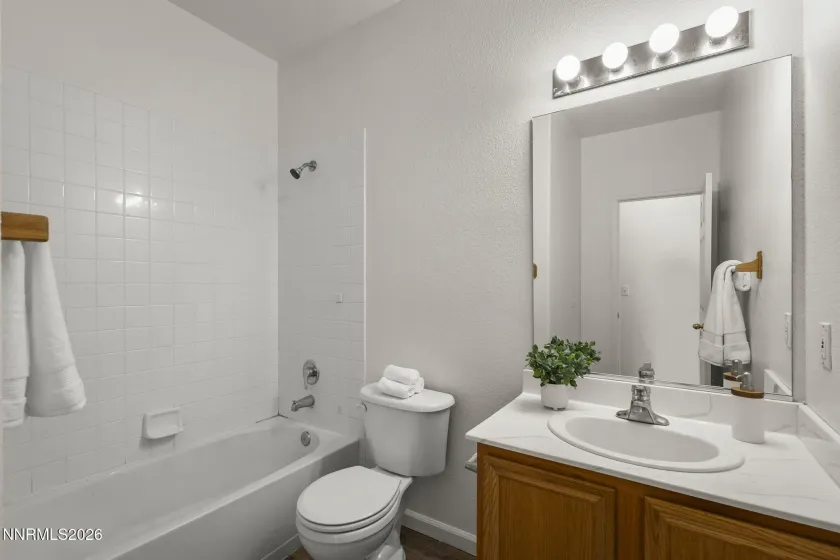 9548 Black Bear, Reno, Nevada 89506, 3 Bedrooms Bedrooms, ,2 BathroomsBathrooms,Residential,Residential,Black Bear,0,260012805