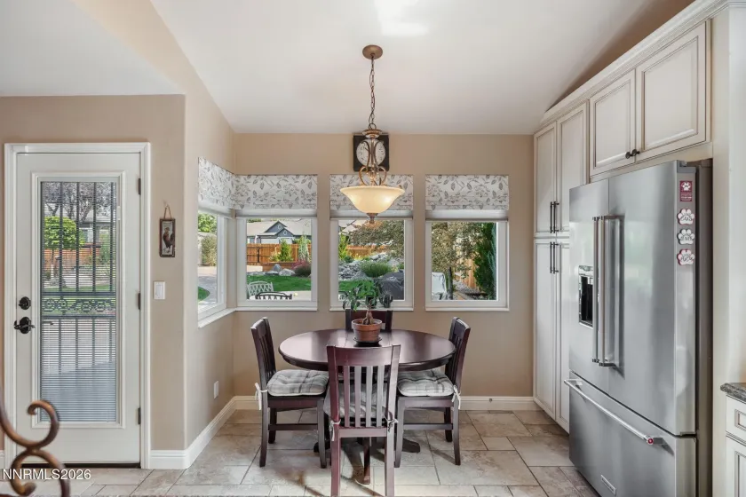 996 Country Ridge, Sparks, Nevada 89434, 4 Bedrooms Bedrooms, ,3 BathroomsBathrooms,Residential,Residential,Country Ridge,0,260012809