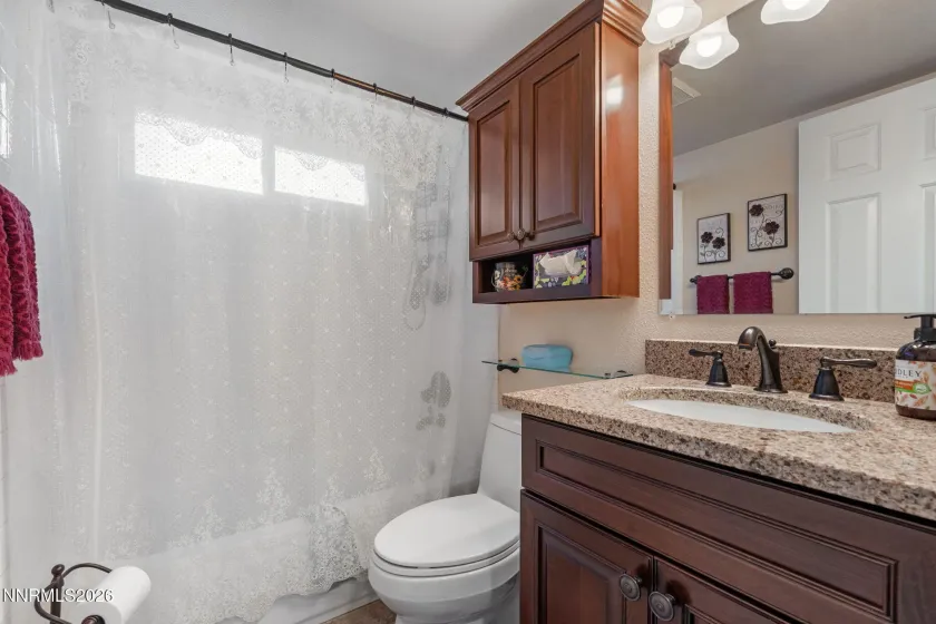 996 Country Ridge, Sparks, Nevada 89434, 4 Bedrooms Bedrooms, ,3 BathroomsBathrooms,Residential,Residential,Country Ridge,0,260012809