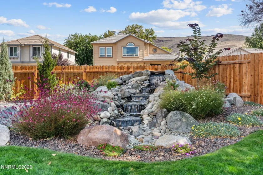 996 Country Ridge, Sparks, Nevada 89434, 4 Bedrooms Bedrooms, ,3 BathroomsBathrooms,Residential,Residential,Country Ridge,0,260012809