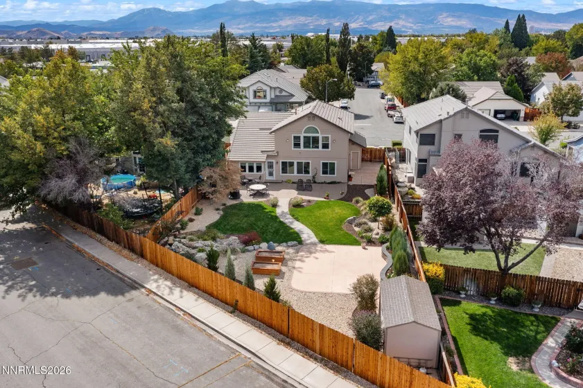 996 Country Ridge, Sparks, Nevada 89434, 4 Bedrooms Bedrooms, ,3 BathroomsBathrooms,Residential,Residential,Country Ridge,0,260012809