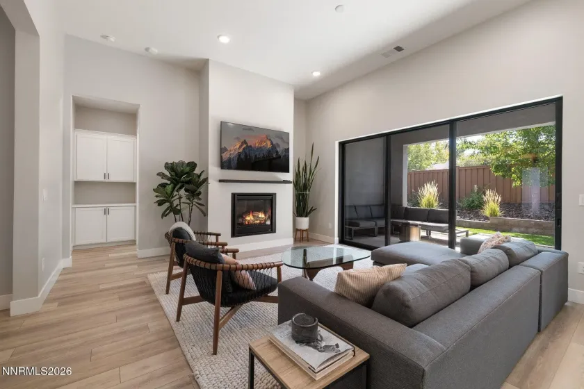 954 Solarium, Reno, Nevada 89511, 3 Bedrooms Bedrooms, ,3 BathroomsBathrooms,Residential,Residential,Solarium,0,260012810