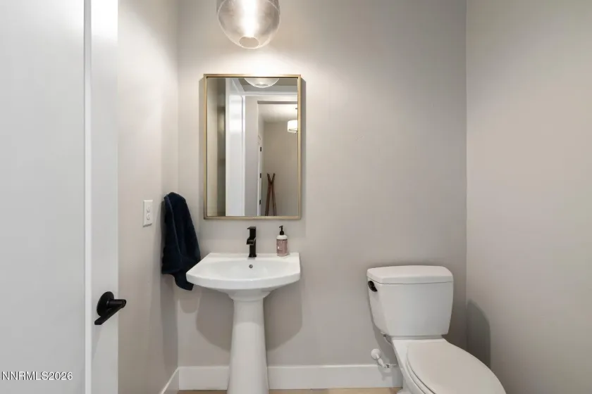 954 Solarium, Reno, Nevada 89511, 3 Bedrooms Bedrooms, ,3 BathroomsBathrooms,Residential,Residential,Solarium,0,260012810