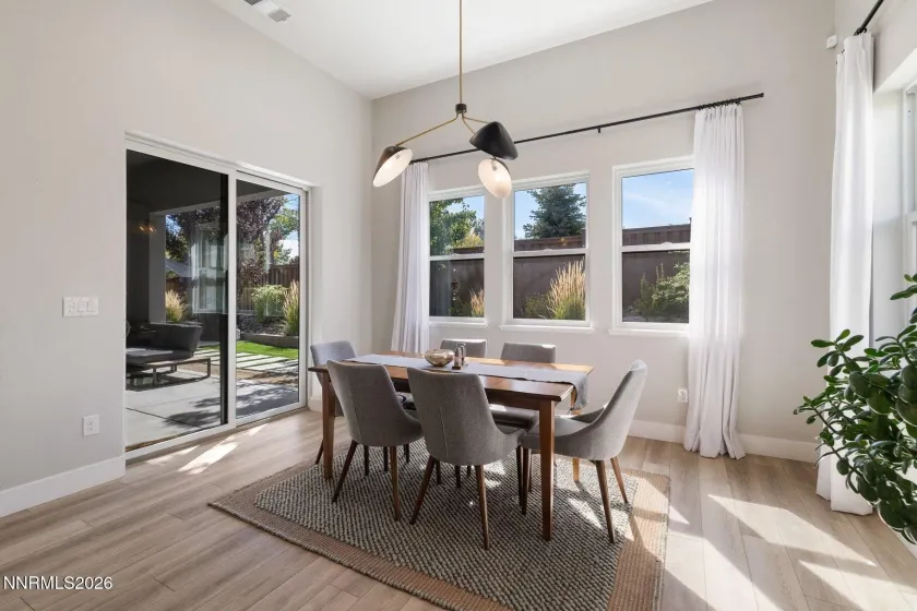 954 Solarium, Reno, Nevada 89511, 3 Bedrooms Bedrooms, ,3 BathroomsBathrooms,Residential,Residential,Solarium,0,260012810