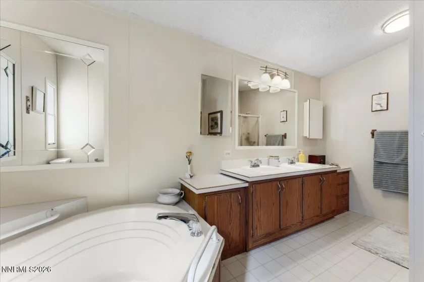 3640 Garnet, Silver Springs, Nevada 89429, 4 Bedrooms Bedrooms, ,3 BathroomsBathrooms,Residential,Residential,Garnet,0,260012811