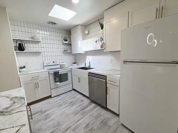 1009 Baywood, Sparks, Nevada 89434, 3 Bedrooms Bedrooms, ,1 BathroomBathrooms,Residential,Residential,Baywood,0,260012812
