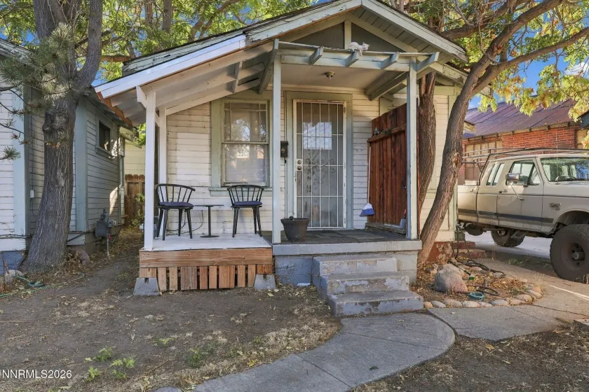 420 Holcomb, Reno, Nevada 89502, ,Residential Income,Residential,Holcomb,0,260012823
