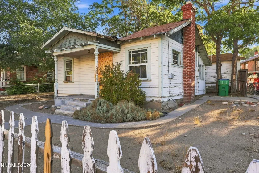 420 Holcomb, Reno, Nevada 89502, ,Residential Income,Residential,Holcomb,0,260012823