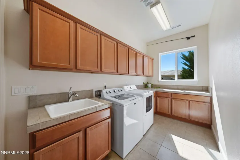 12225 Mystic Sands, Spanish Springs, Nevada 89441, 5 Bedrooms Bedrooms, ,4 BathroomsBathrooms,Residential,Residential,Mystic Sands,0,260012825