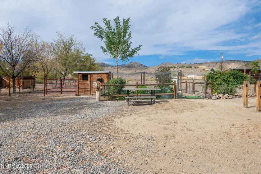 415 Sam Clemens, Dayton, Nevada 89403, 3 Bedrooms Bedrooms, ,2 BathroomsBathrooms,Residential,Residential,Sam Clemens,0,260012827