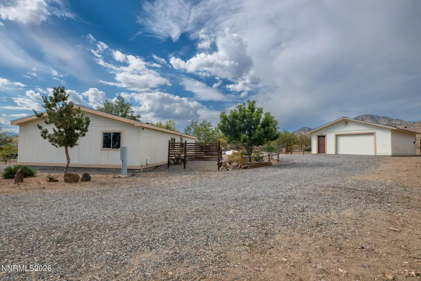 415 Sam Clemens, Dayton, Nevada 89403, 3 Bedrooms Bedrooms, ,2 BathroomsBathrooms,Residential,Residential,Sam Clemens,0,260012827
