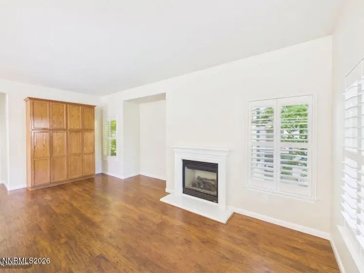 1305 Waterloo, Reno, Nevada 89509, 2 Bedrooms Bedrooms, ,3 BathroomsBathrooms,Residential,Residential,Waterloo,0,260012828