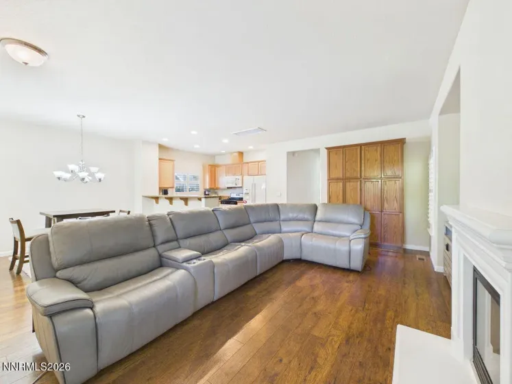 1305 Waterloo, Reno, Nevada 89509, 2 Bedrooms Bedrooms, ,3 BathroomsBathrooms,Residential,Residential,Waterloo,0,260012828