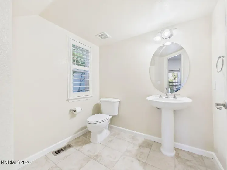 1305 Waterloo, Reno, Nevada 89509, 2 Bedrooms Bedrooms, ,3 BathroomsBathrooms,Residential,Residential,Waterloo,0,260012828
