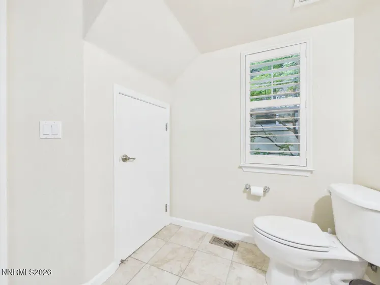 1305 Waterloo, Reno, Nevada 89509, 2 Bedrooms Bedrooms, ,3 BathroomsBathrooms,Residential,Residential,Waterloo,0,260012828