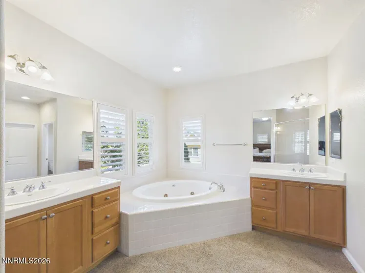 1305 Waterloo, Reno, Nevada 89509, 2 Bedrooms Bedrooms, ,3 BathroomsBathrooms,Residential,Residential,Waterloo,0,260012828