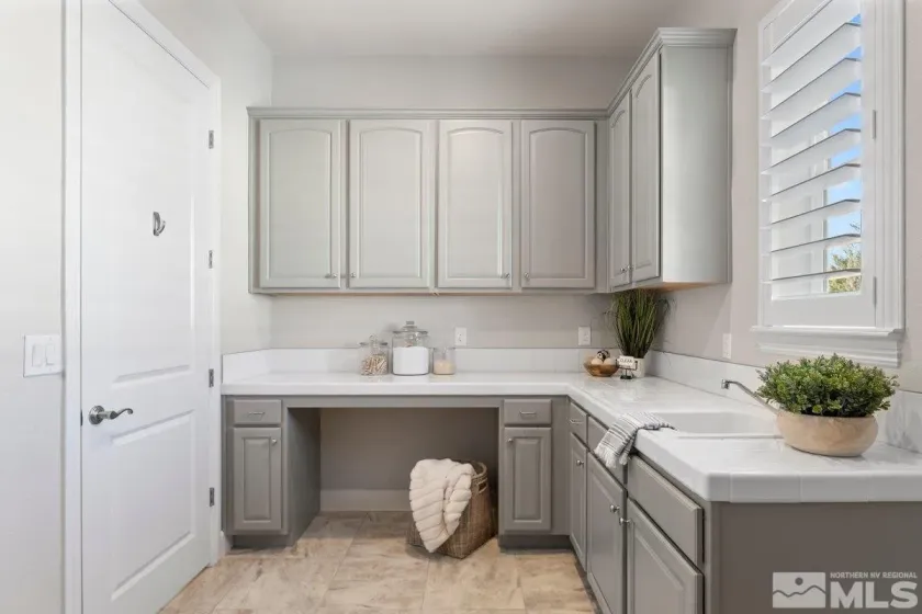 9915 Sea Breeze, Reno, Nevada 89521, 4 Bedrooms Bedrooms, ,5 BathroomsBathrooms,Residential Lease,Manufactured,Sea Breeze,0,260012832