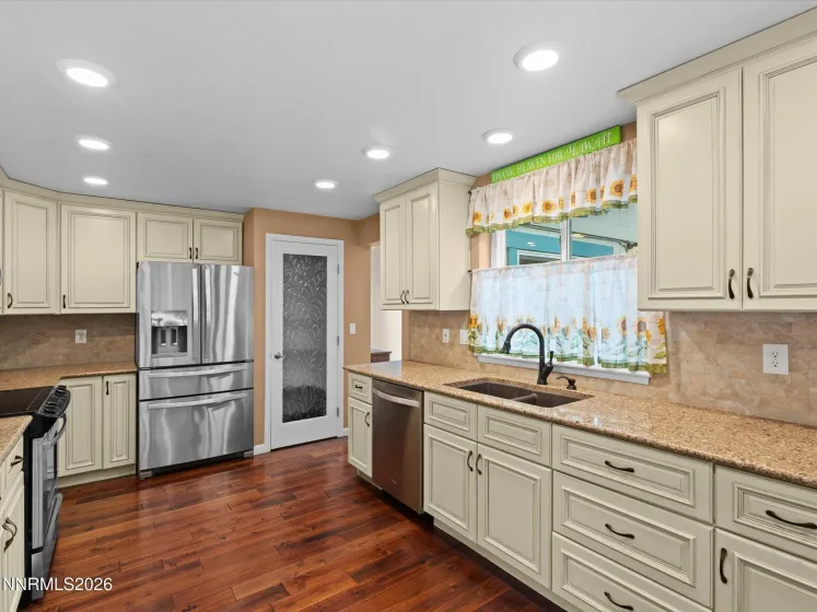 1827 Terrace Heights, Reno, Nevada 89523, 4 Bedrooms Bedrooms, ,3 BathroomsBathrooms,Residential,Residential,Terrace Heights,0,260012834