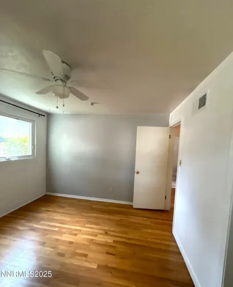 1155 Washington, Reno, Nevada 89503, 4 Bedrooms Bedrooms, ,3 BathroomsBathrooms,Residential Lease,Manufactured,Washington,0,260012835